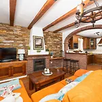 Villa Naranjos *